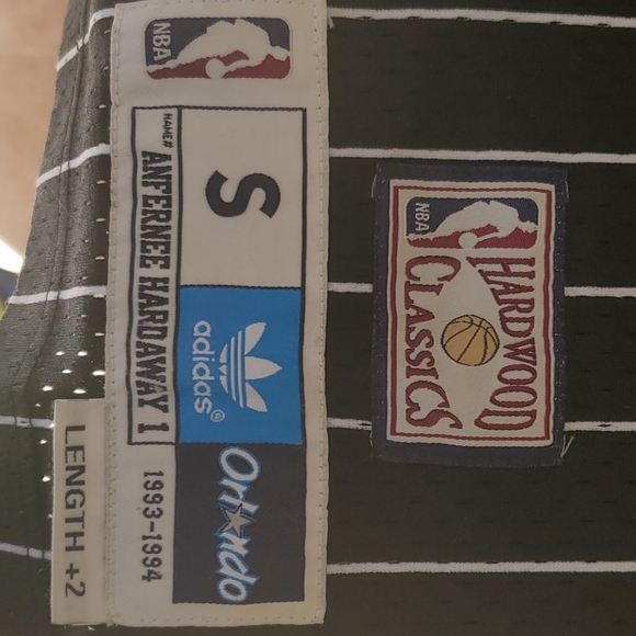 Basketball jersey - Picture 2 of 3